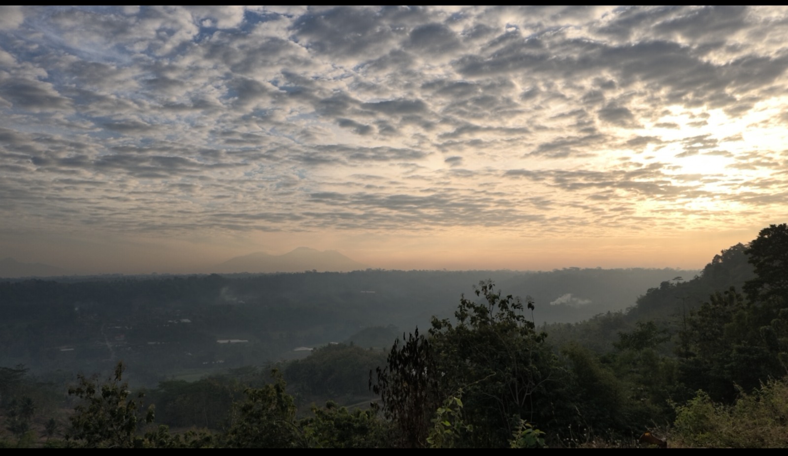Suasana Desa Balerejo di Sore Hari